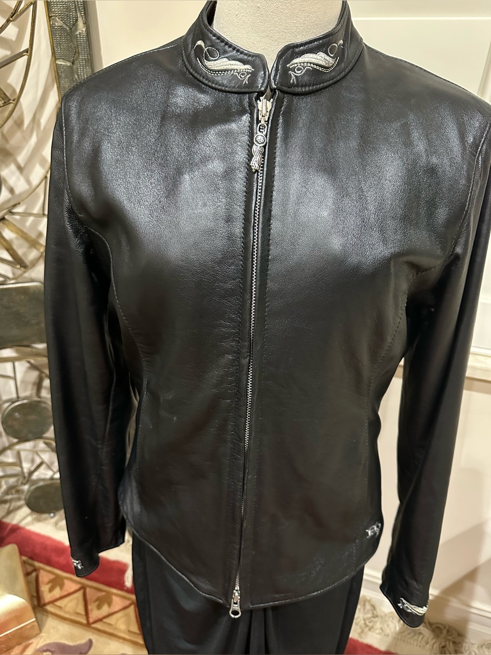 Women’s Harley Davidson black leather.jacket. Size Medium